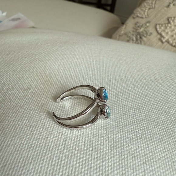 Brosway Italia Elegant Silver Ring with Blue and Clear Gems - Picture 3 of 4
